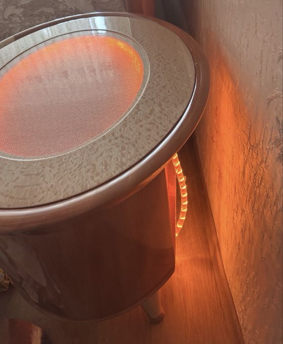 Продам спальную тумбу