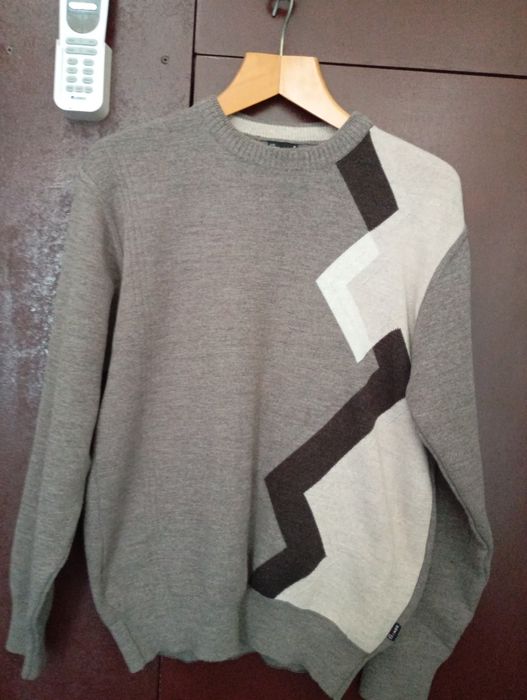 Продается джемпер