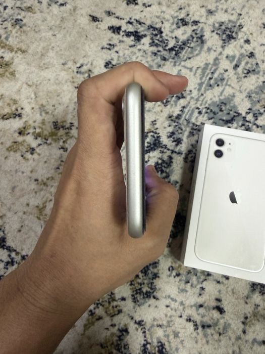 Продается Iphone 11