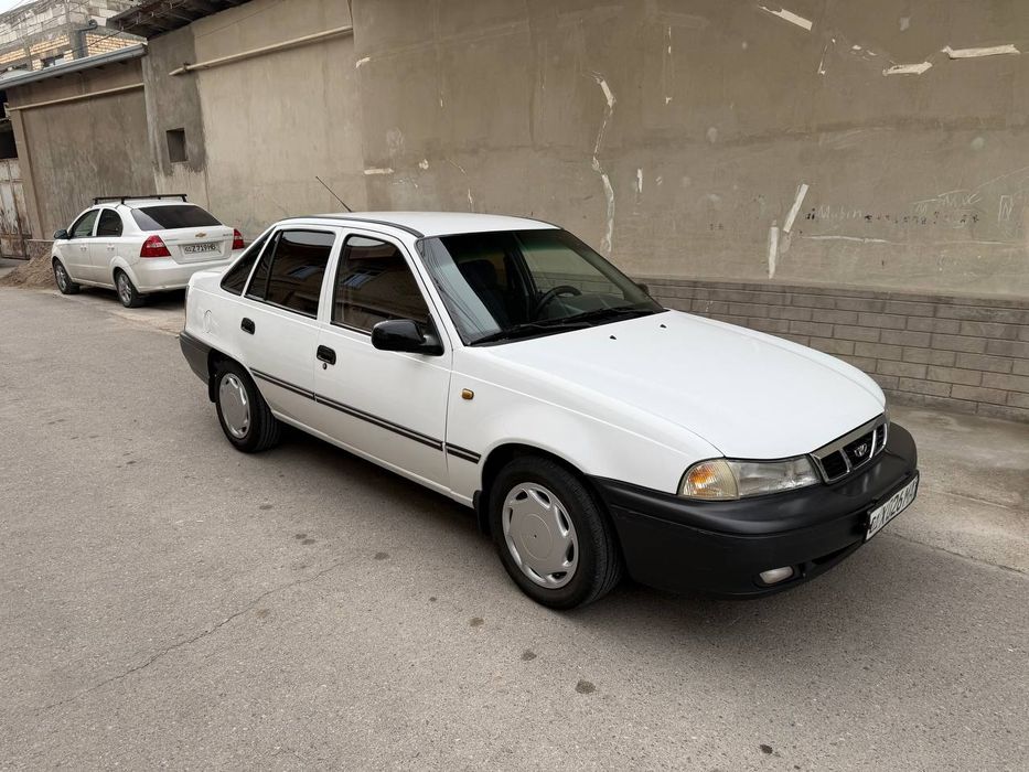 Продам нексия 1 Daewoo