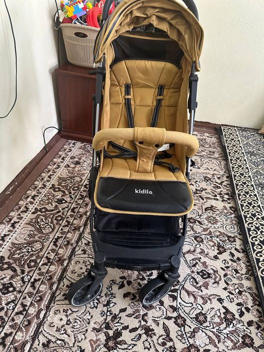 Коляска Kidilo в отличном состоянии, как новая