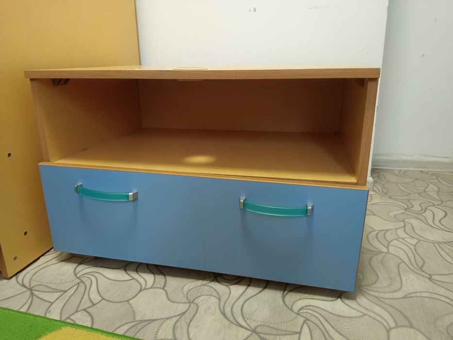 ТВ-тумбы или комод