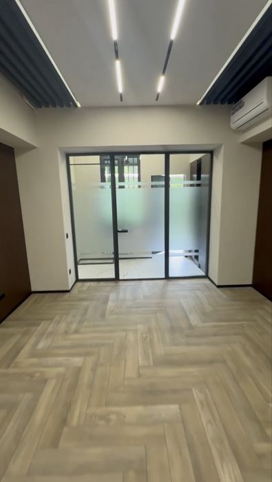 Сдается офис метро ОЙБЕК площадью 60 м2