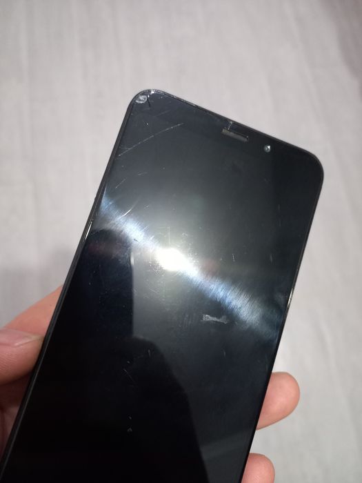 Продаётся Xiaomi redmi 5 plus 3/32