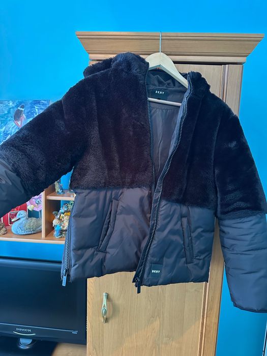 Яке DKNY пухено черно