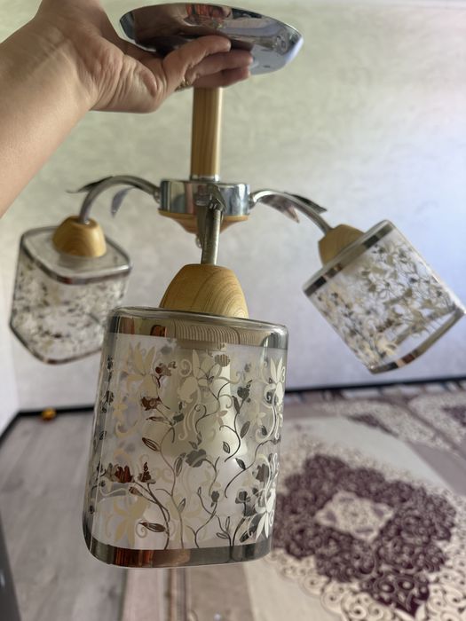 Люстра сатылады срочно!