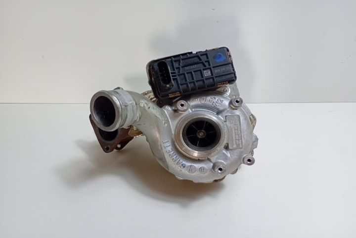 Turbo  turbina 3.0 TDI 059145874J Audi A8 D4/4H seria