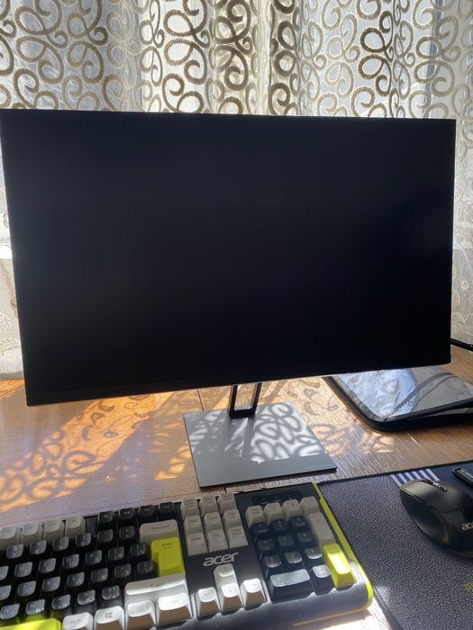 Komplekt kompyuter Case Monitor Klavamishkakovrik