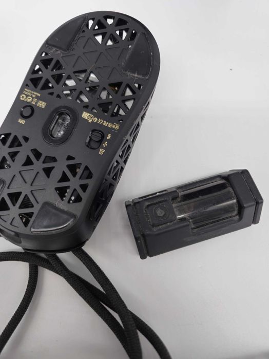 Mouse Gaming ATTACK SHARK R5 Ultra 8K, Carbon Fibre, Negru - Grad B