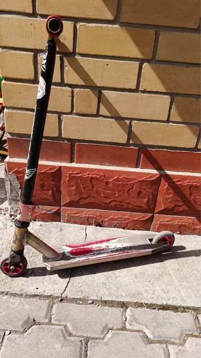 Продам самокат б/у