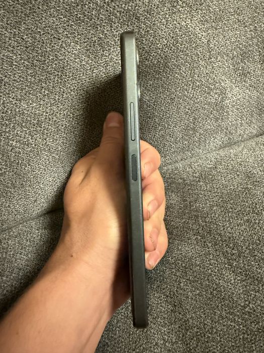 Продам телефон Vivo Y17s
