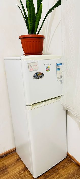 Продам холодильник Elenberg в отличном состоянии