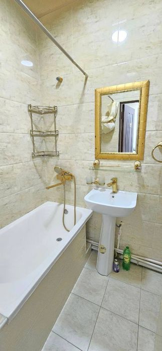 * METRO NOVZA 800 metr 1/3/4 Чиланзар 7 квартал Дом Вдоль Дороги