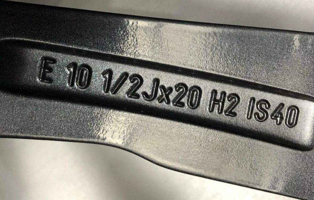 Оригинални джанти с гуми летни спорт пакет 20цола Bmw X5 X6 G05 G06