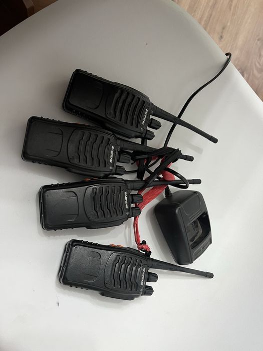 Продам рации 4 штуки