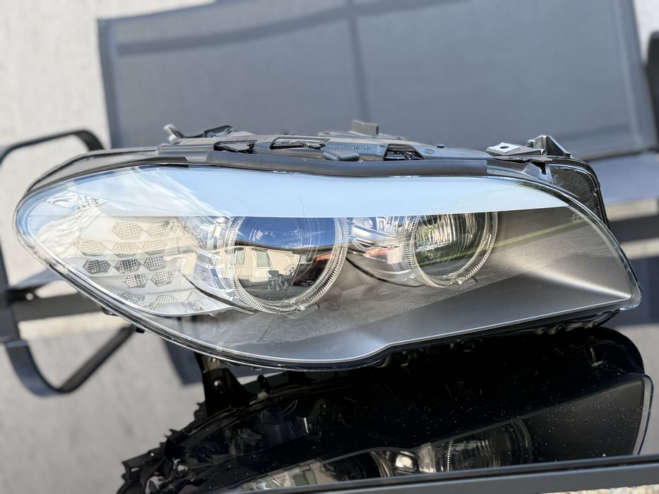 Far BMW Seria 5/F10 Bi-Xenon Adaptiv  ca nou!  Germania !