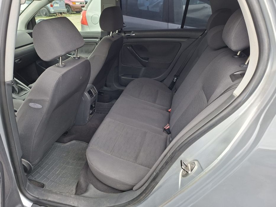 Vând VW Golf, V .19 TDi