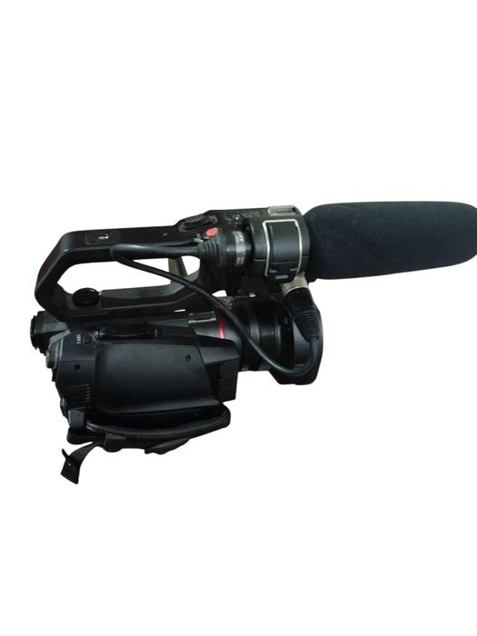 Продавам Panasonic X2000 4K – като нова, само 10 пъти използвана!