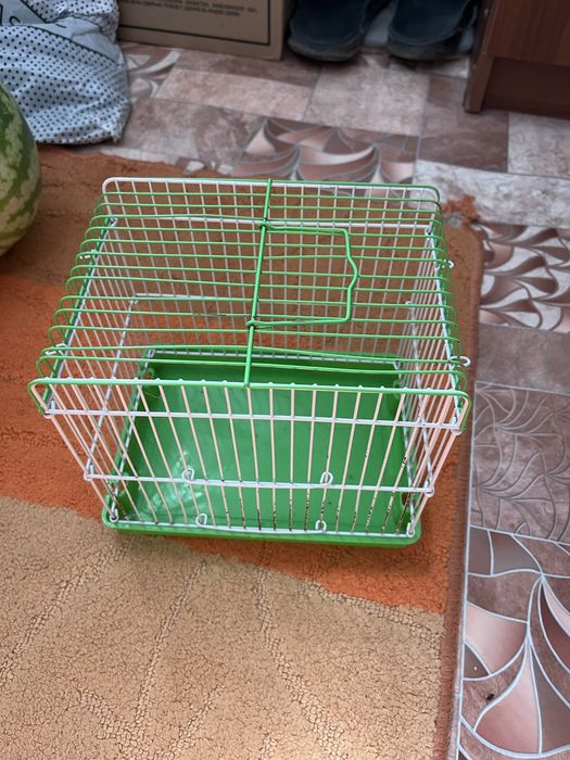 Продам клетки  для