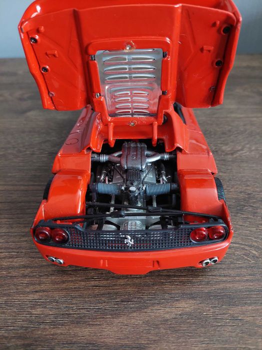 Ferrari F50  1/18