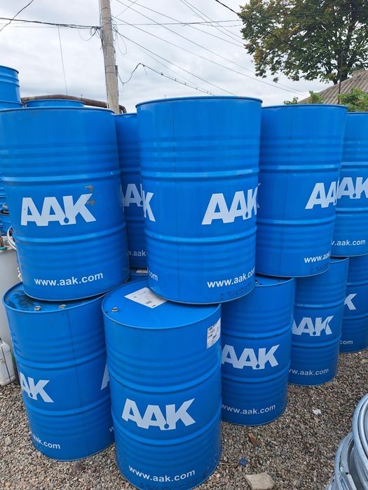 Butoi/ butoaie tabla 220 litri cu busoane