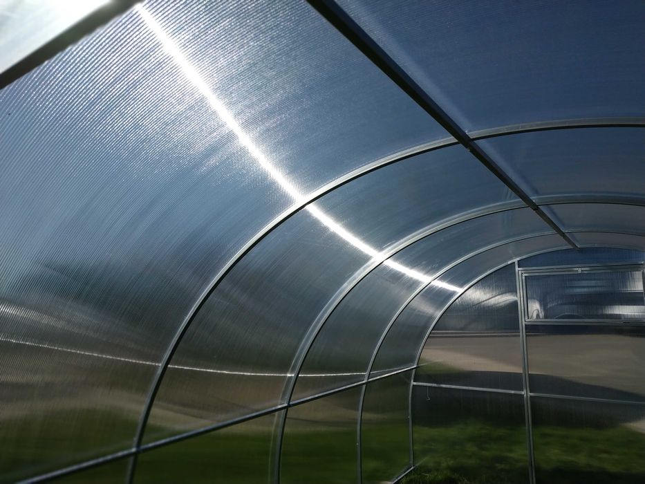 Теплицы из поликарбоната оцинкованный каркас