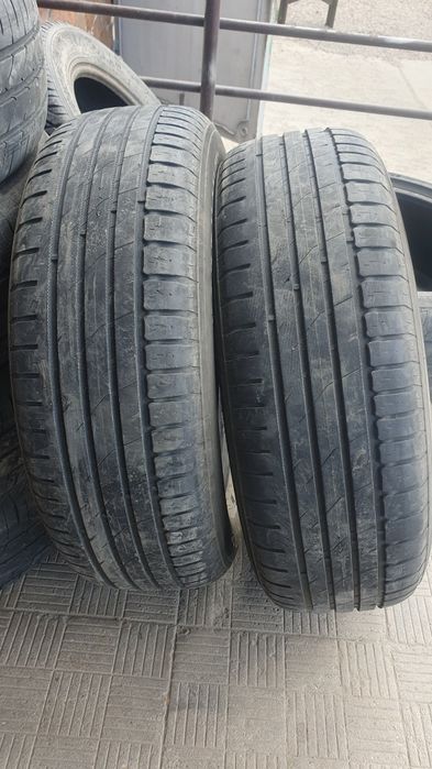 Продам две шины r14