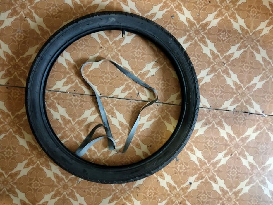 Камера с покрышкой.