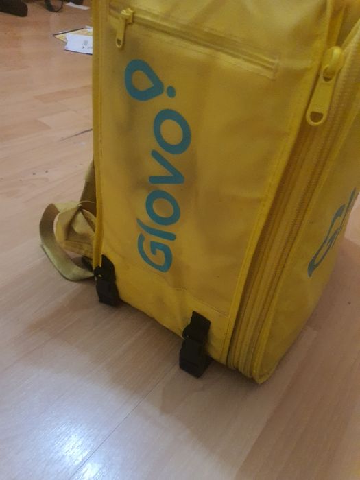 Ghiozdan Glovo Stare Impecabila