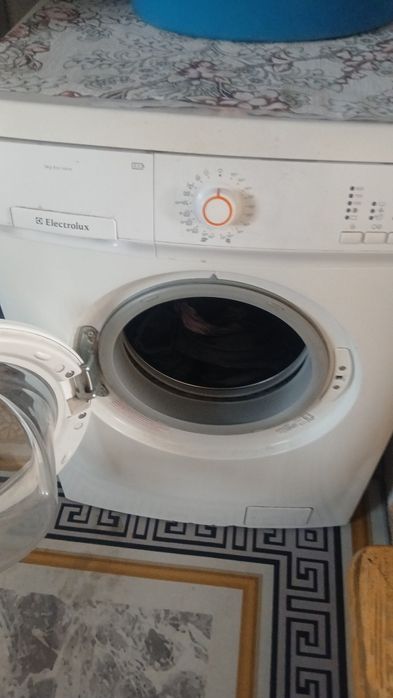 Продам стиральную машину