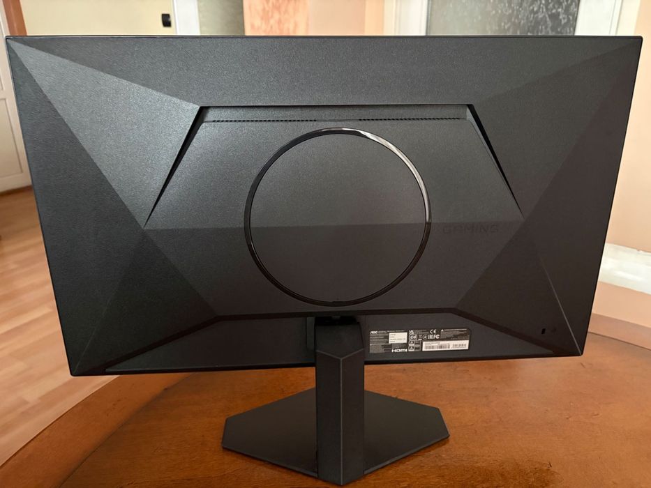 Пълен Гаранционен Gaming Setup Ryzen 7 5700X / RTX 4060 / 32GB / 180Hz + Razer периферия