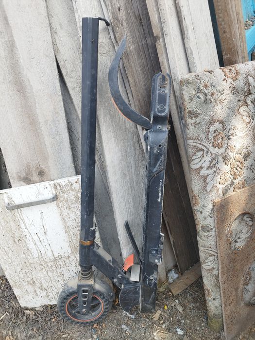 Trotineta kukurin s1 pro