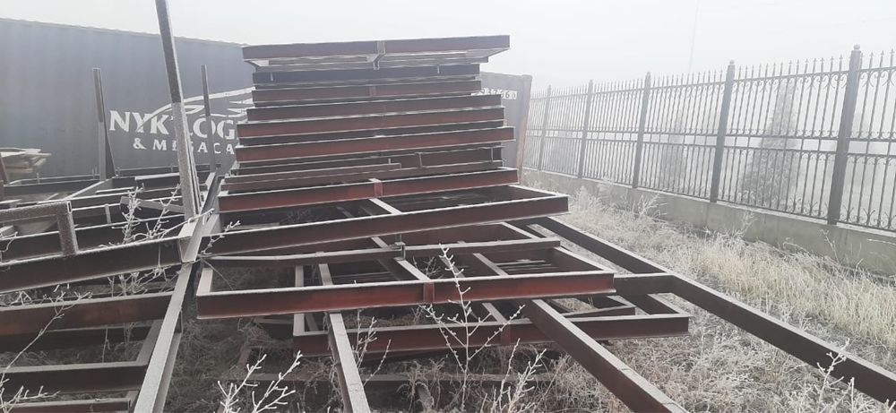 Продам металл швеллер 12мм