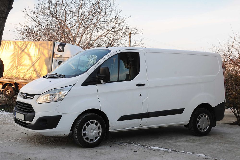 FORD Transit Custom 09.2016 2.2TDCi 125 CP E6 6 trepte AC Navi Camera