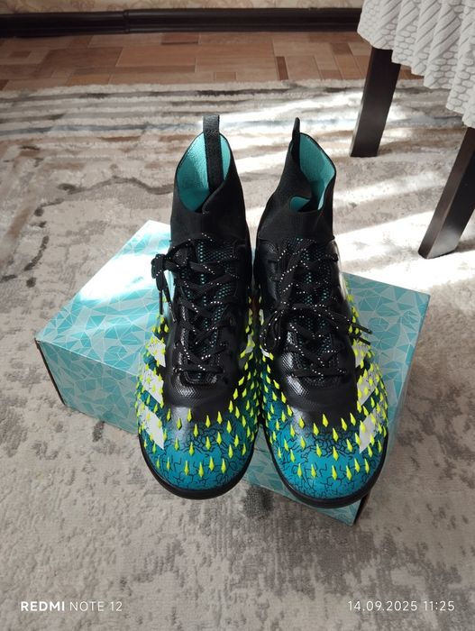 PREDATOR оригинал сараканожки