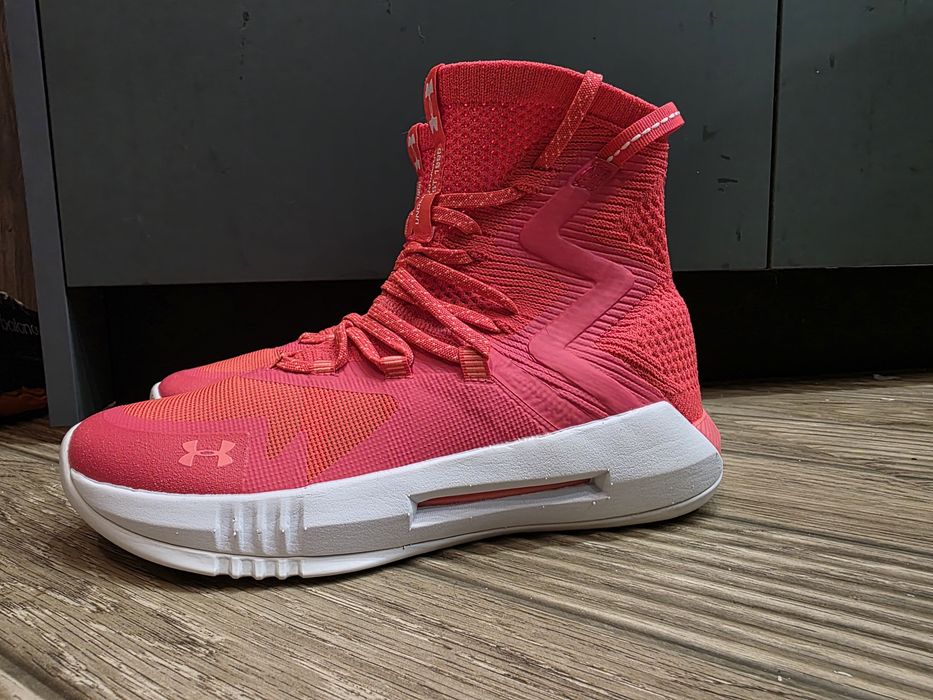 Дамски маратонки UNDER ARMOUR