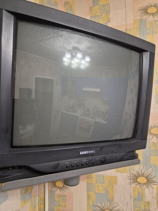 Телевизор самсунг с настенные крепление м