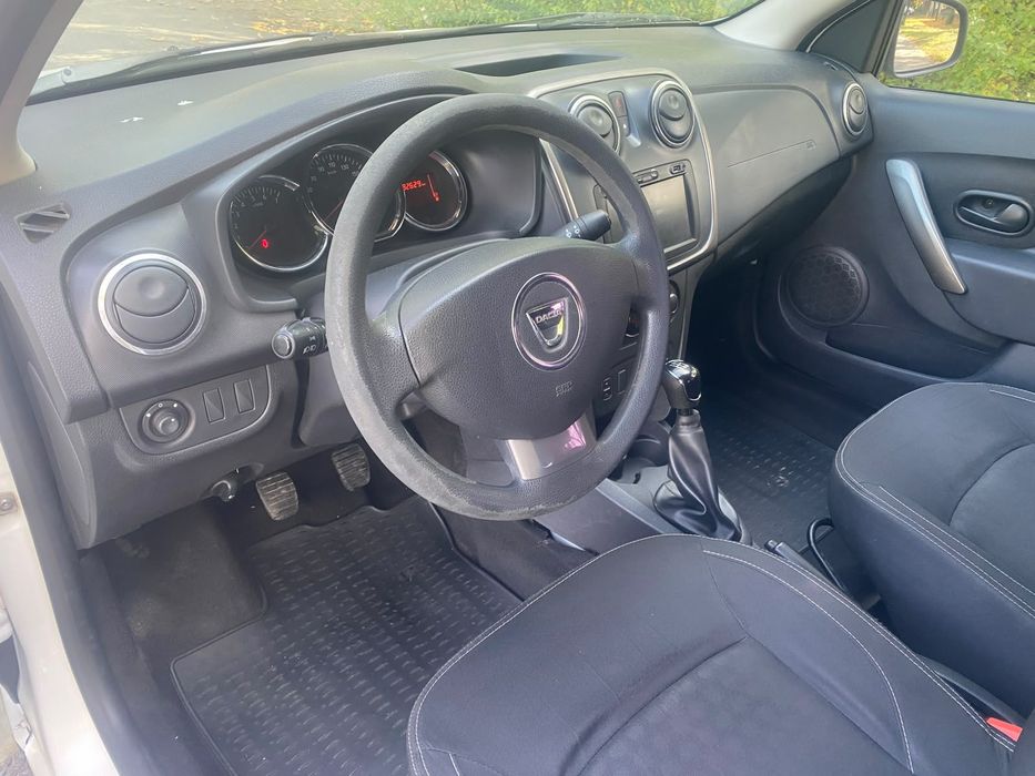 DACIA Logan 2013 — imagine 5