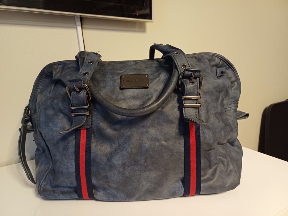 Продавам дамска чанта