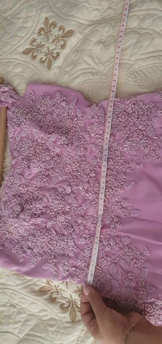 Rochita eleganta cu trena