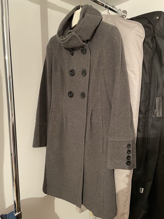 Женское серое пальто