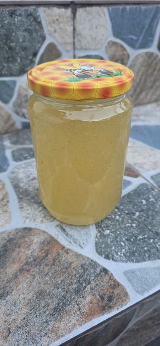 Vand miere naturala de rapita si salcam