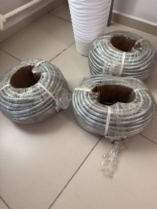 Металлогофра у уплотнителем