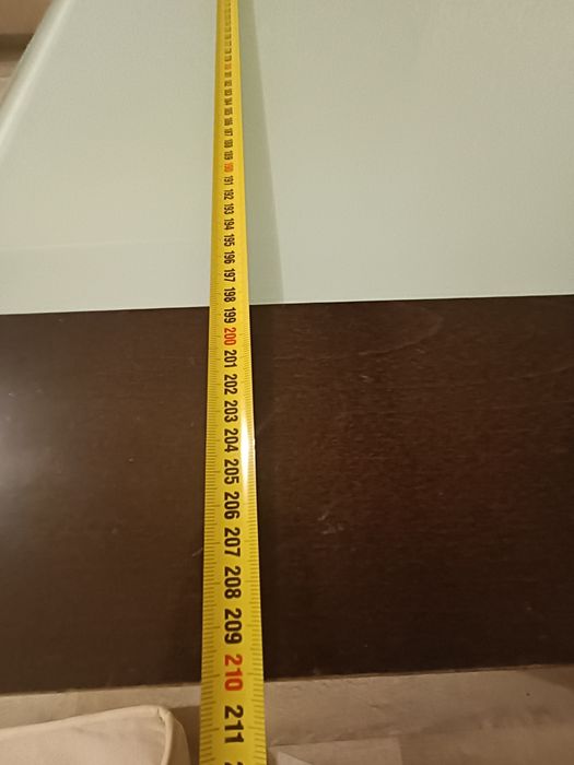 Стол раздвижной со стеклом