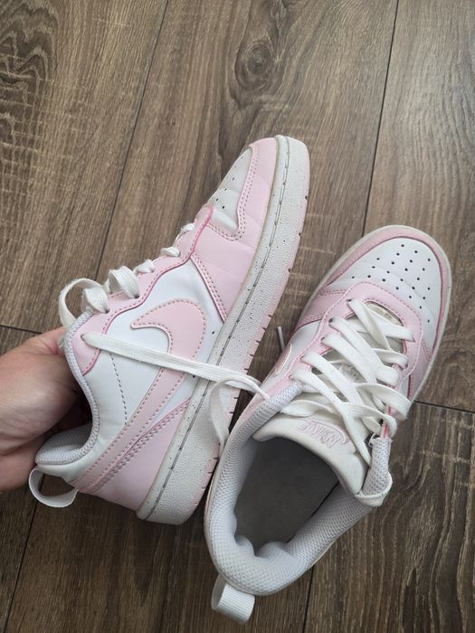 Adidași fete Nike 35.5