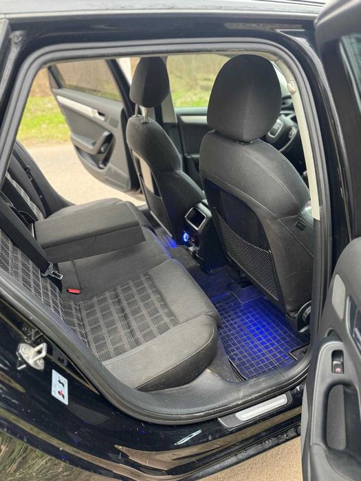 Vând Audi A4 B8 2.0 TDI