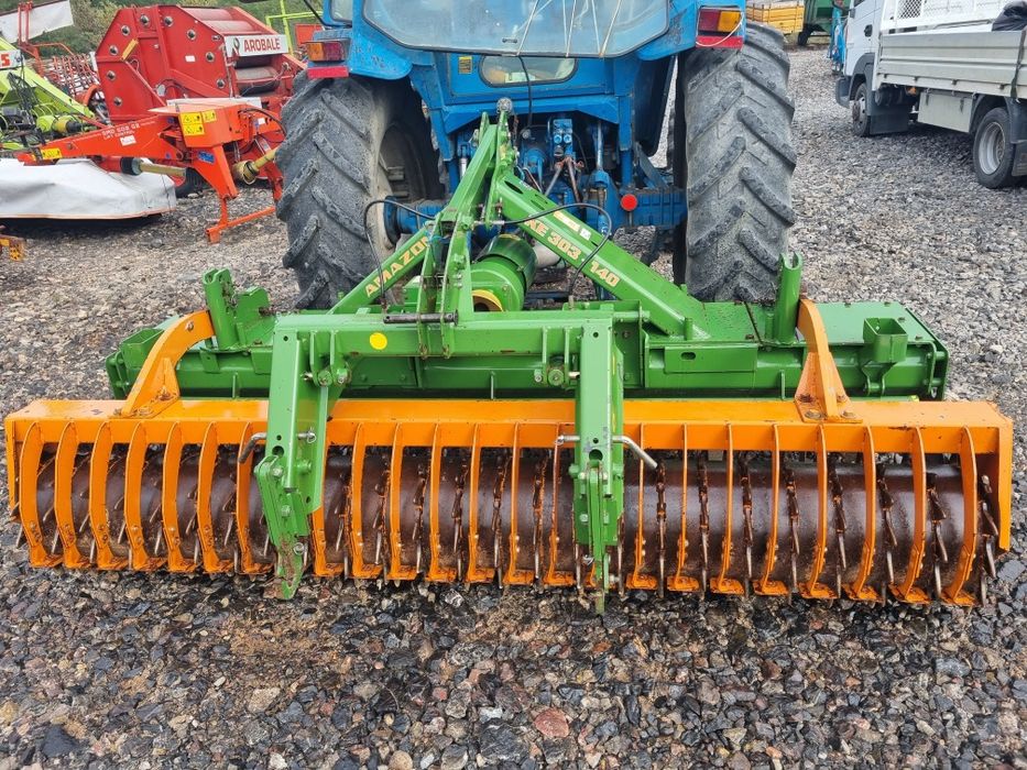 Grapa rotativa Amazone KE 303