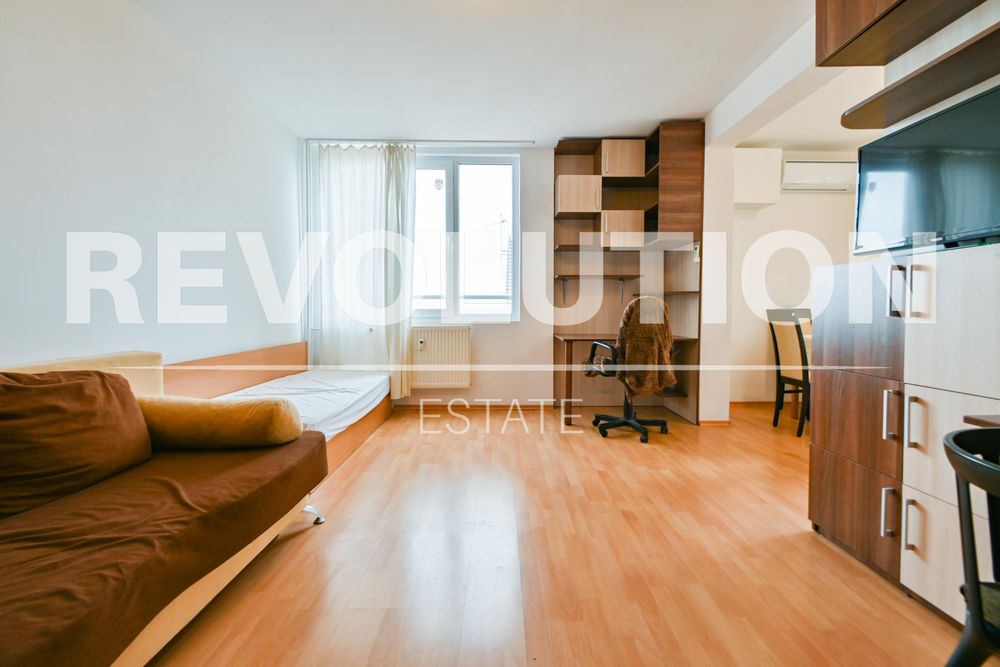 Дава се под наем Двустаен апартамент в София, Зона Б-5 - 78 кв.м за 750 € - Снимка #4