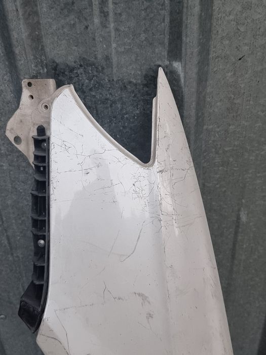 Крыло переднее левое Subaru Legacu  BL .