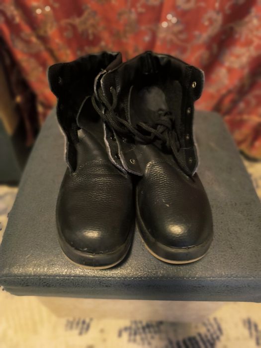 Сапог сотилади размер 43 янги